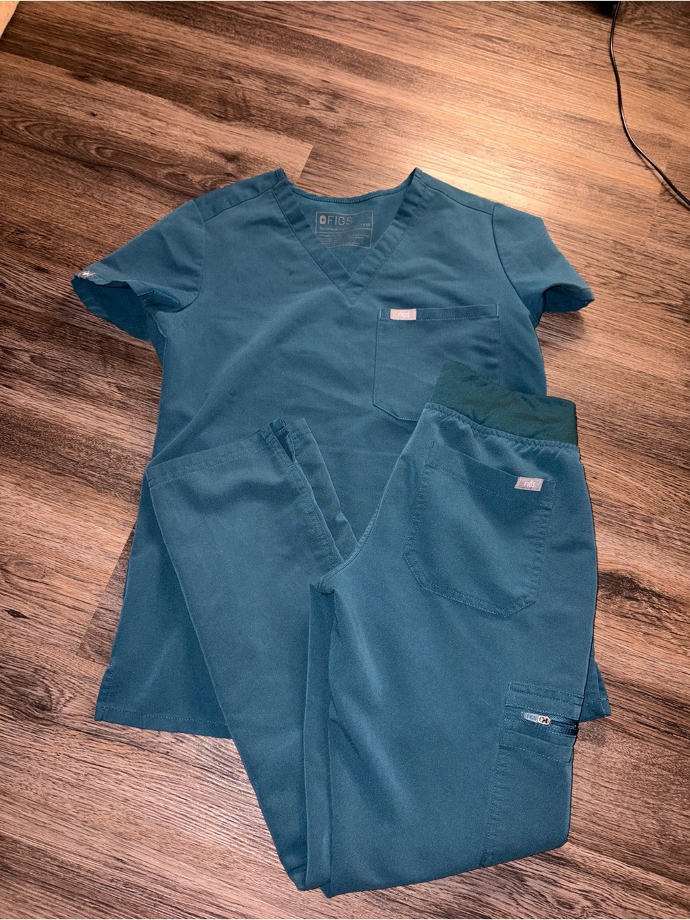 Figs Teal Medical Scrub Top and Pants Set